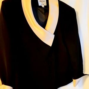 Blazer with beige collar& cuff